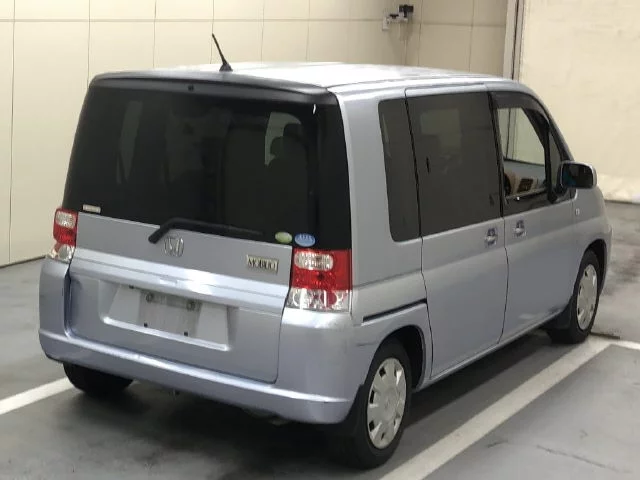 Honda Mobilio  с аукциона в Японии