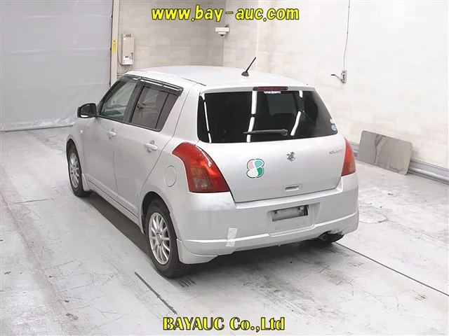 Suzuki Swift  с аукциона в Японии