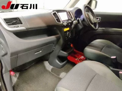 MITSUBISHI DELICA D:2