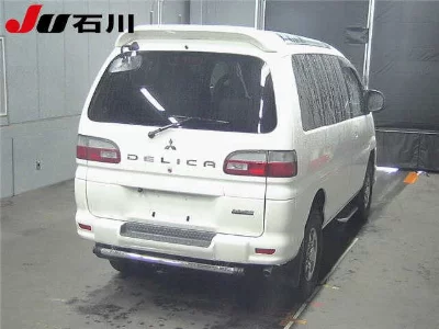 MITSUBISHI DELICA SPACE GEAR
