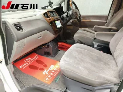 MITSUBISHI DELICA SPACE GEAR