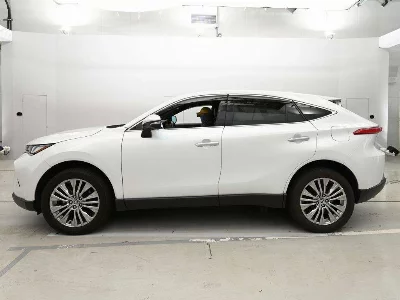 Toyota HARRIER HYBRID