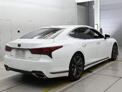 LEXUS LS