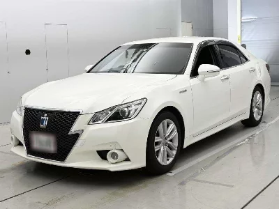 TOYOTA CROWN HYBRID