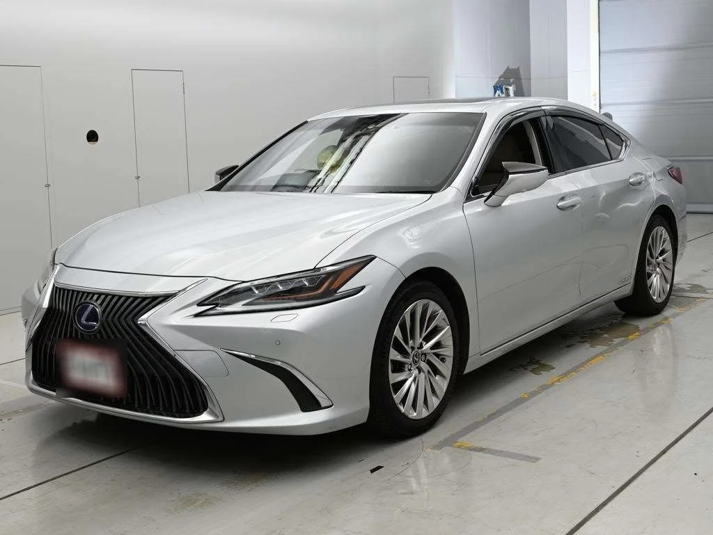 Lexus ES300h  с аукциона в Японии