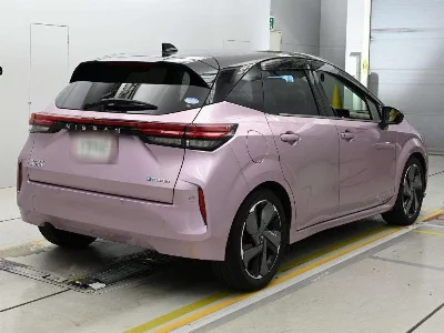 NISSAN AURA