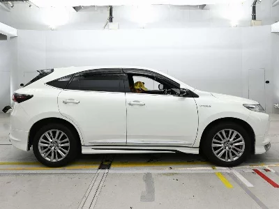 TOYOTA HARRIER HYBRID