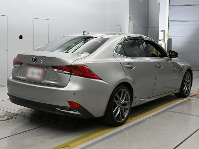 Lexus IS300h
