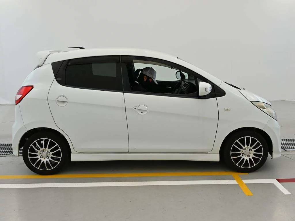 Suzuki Cervo  с аукциона в Японии