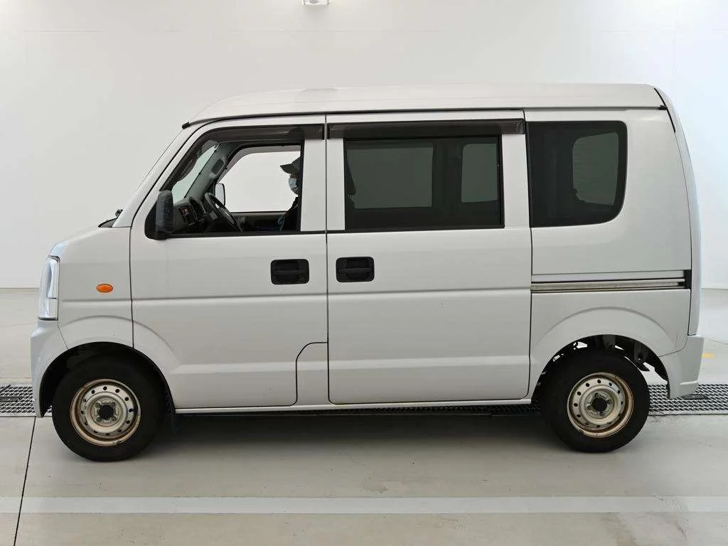 Suzuki Every  с аукциона в Японии