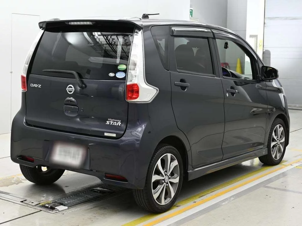 Nissan Dayz  с аукциона в Японии