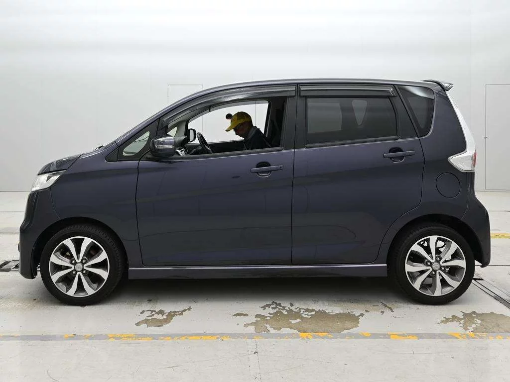 Nissan Dayz  с аукциона в Японии