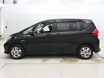 HONDA FREED + HYBRID