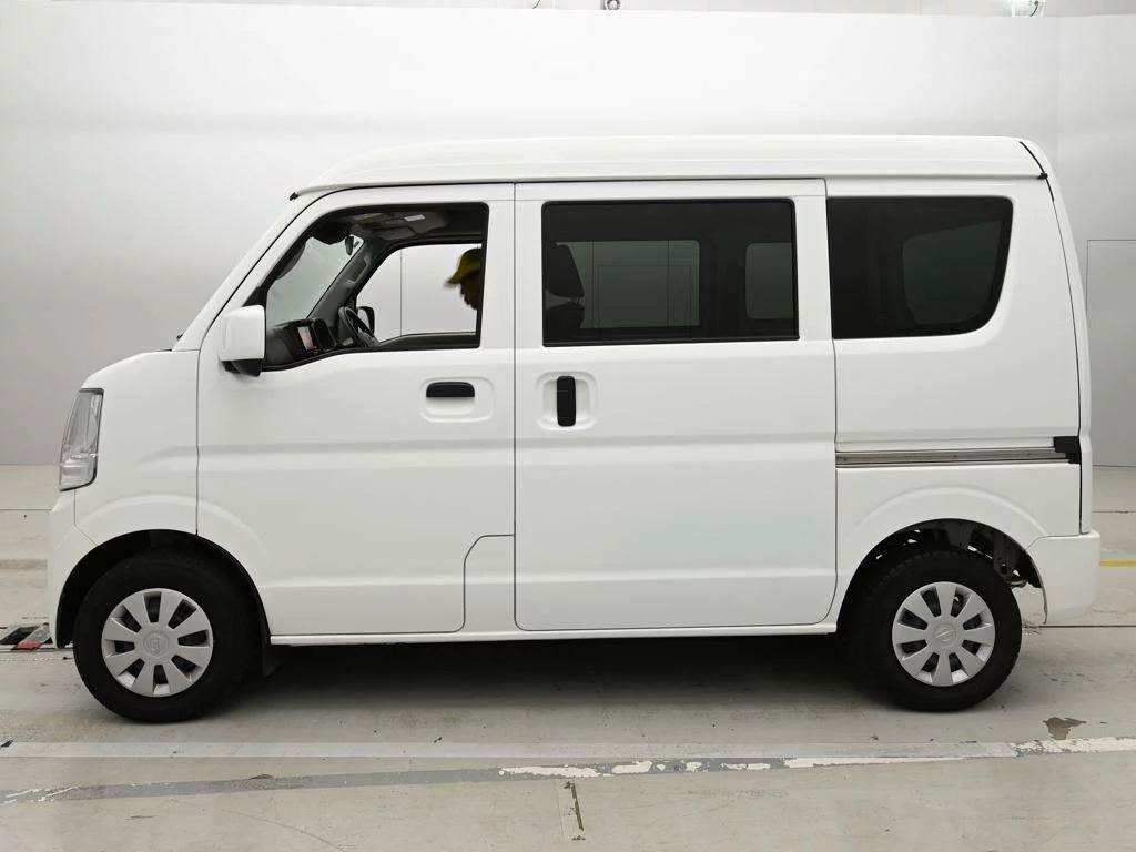 Nissan NV100 Clipper  с аукциона в Японии