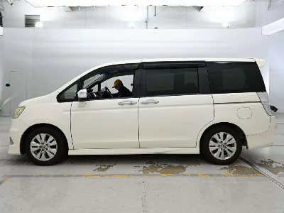 Honda STEPWGN SPADA