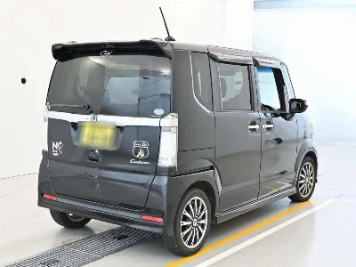 Honda N BOX CUSTOM