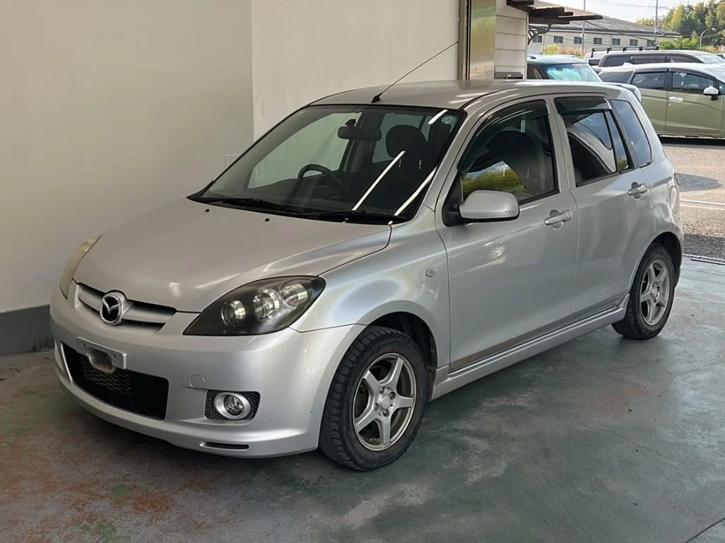 Mazda Demio  с аукциона в Японии