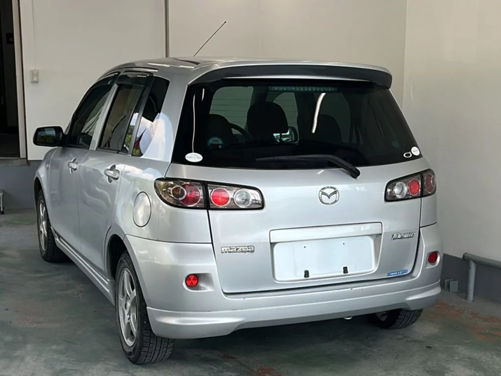 Mazda Demio  с аукциона в Японии