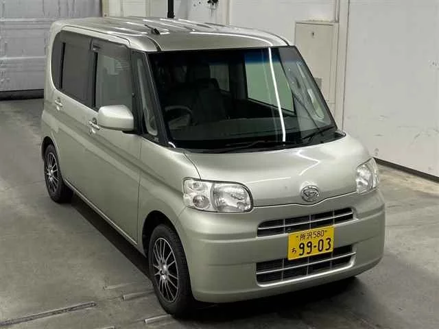 Daihatsu Tanto  с аукциона в Японии