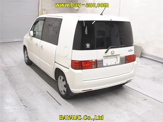 Honda Mobilio Spike  с аукциона в Японии