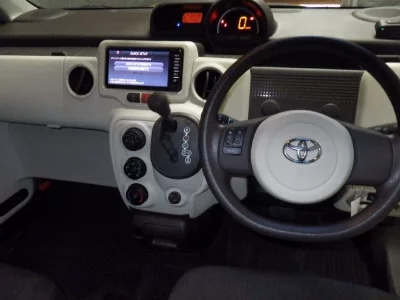 TOYOTA SPADE