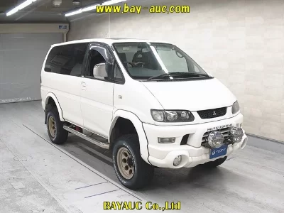 Mitsubishi DELICA SPACE GEAR