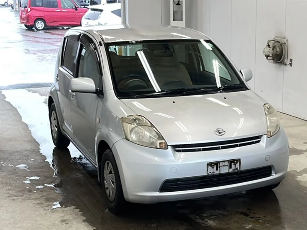 Daihatsu Boon  с аукциона в Японии