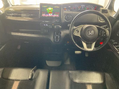 Honda N BOX CUSTOM