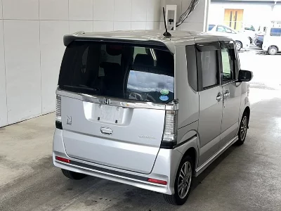 HONDA N BOX CUSTOM