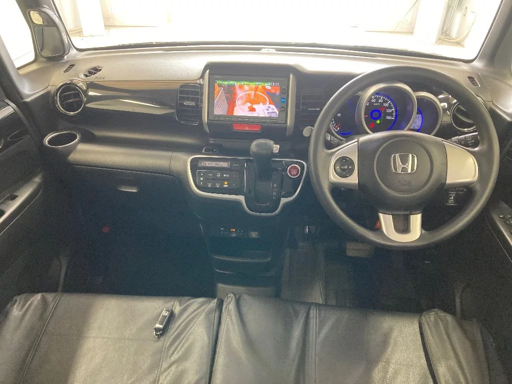 Honda N BOX CUSTOM  с аукциона в Японии