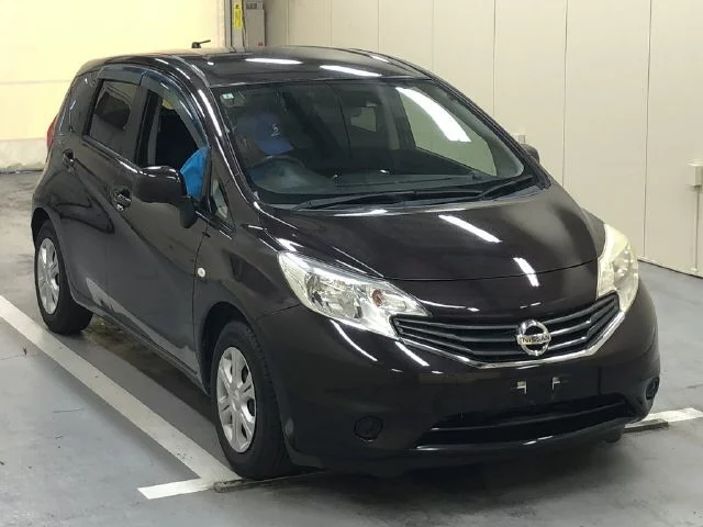 Nissan Note  с аукциона в Японии