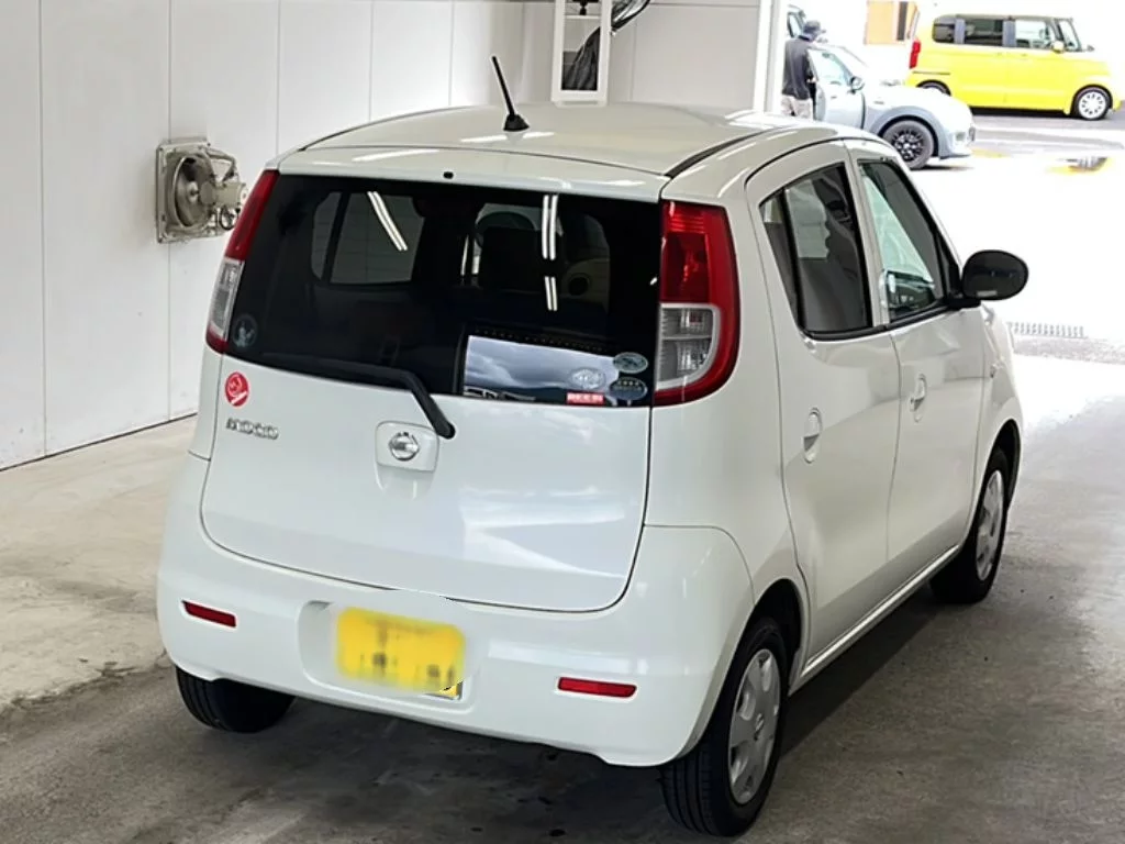 Nissan Moco  с аукциона в Японии