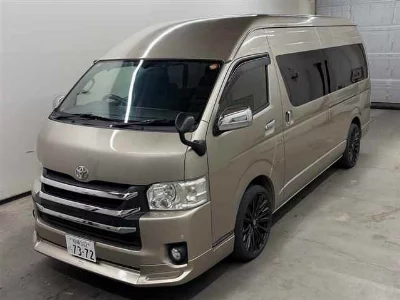 TOYOTA HIACE WAGON