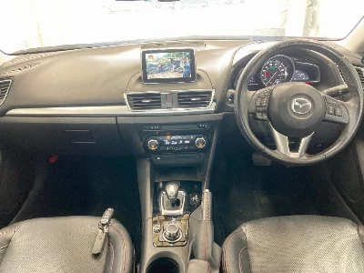 MAZDA AXELA HYBRID