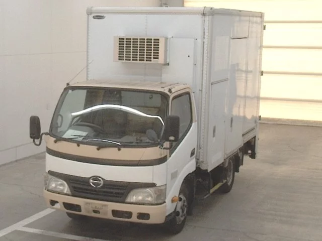 Hino Dutro  с аукциона в Японии