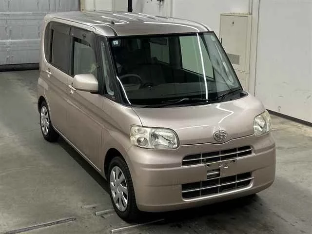 Daihatsu Tanto  с аукциона в Японии