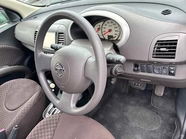 Nissan March  с аукциона в Японии