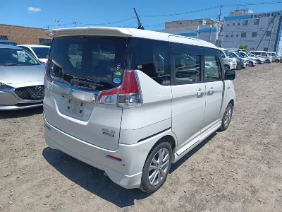 Suzuki Solio