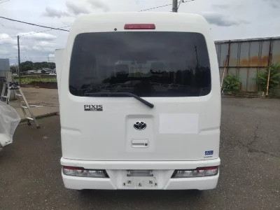 Toyota Pixis Van
