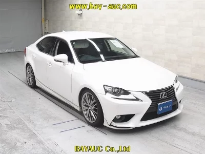 Lexus IS300