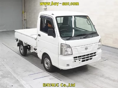 Nissan NT100 Clipper