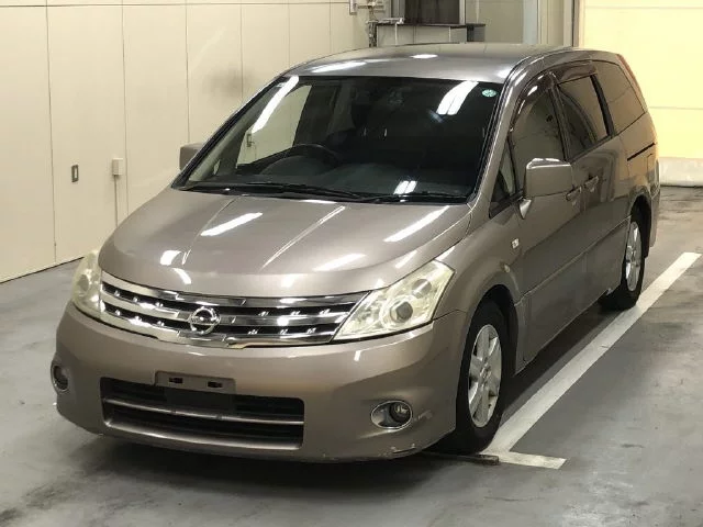 Nissan Presage  с аукциона в Японии