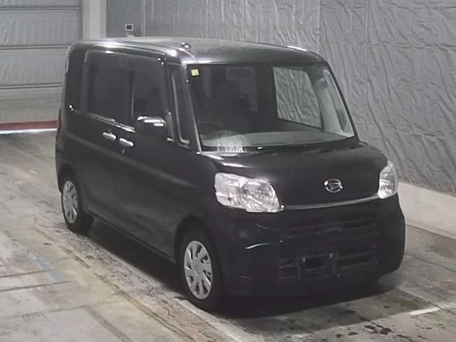 Daihatsu Tanto  с аукциона в Японии