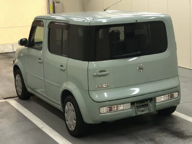 Nissan Cube  с аукциона в Японии
