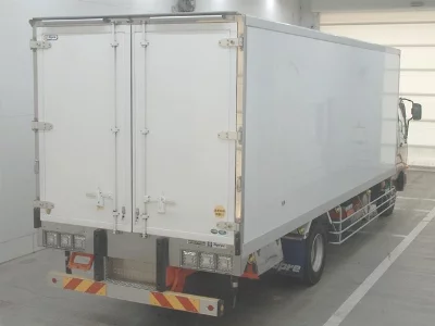 MITSUBISHI FUSO FIGHTER