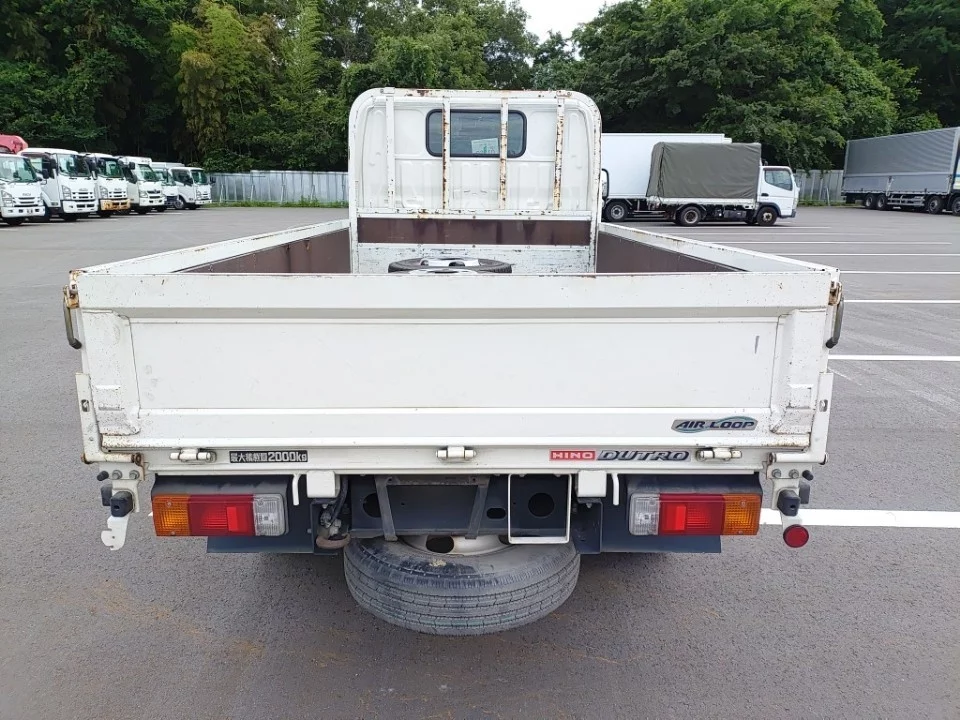 Hino Dutro  с аукциона в Японии