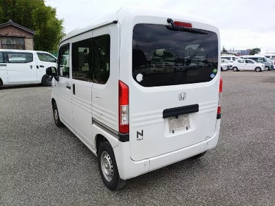 HONDA N-VAN