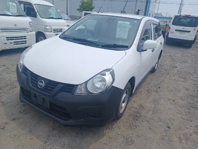 NISSAN AD
