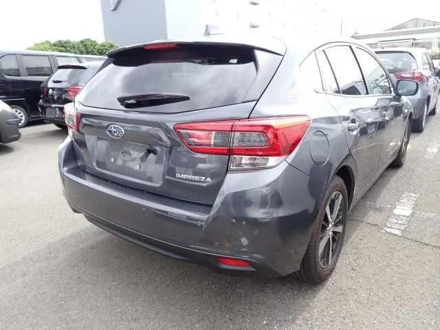 Subaru Impreza  с аукциона в Японии