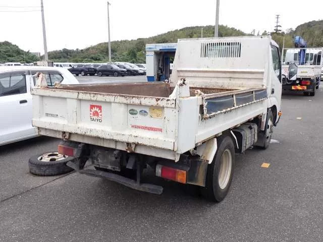Hino Dutro  с аукциона в Японии